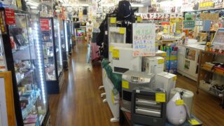 守口店のメイン通路です