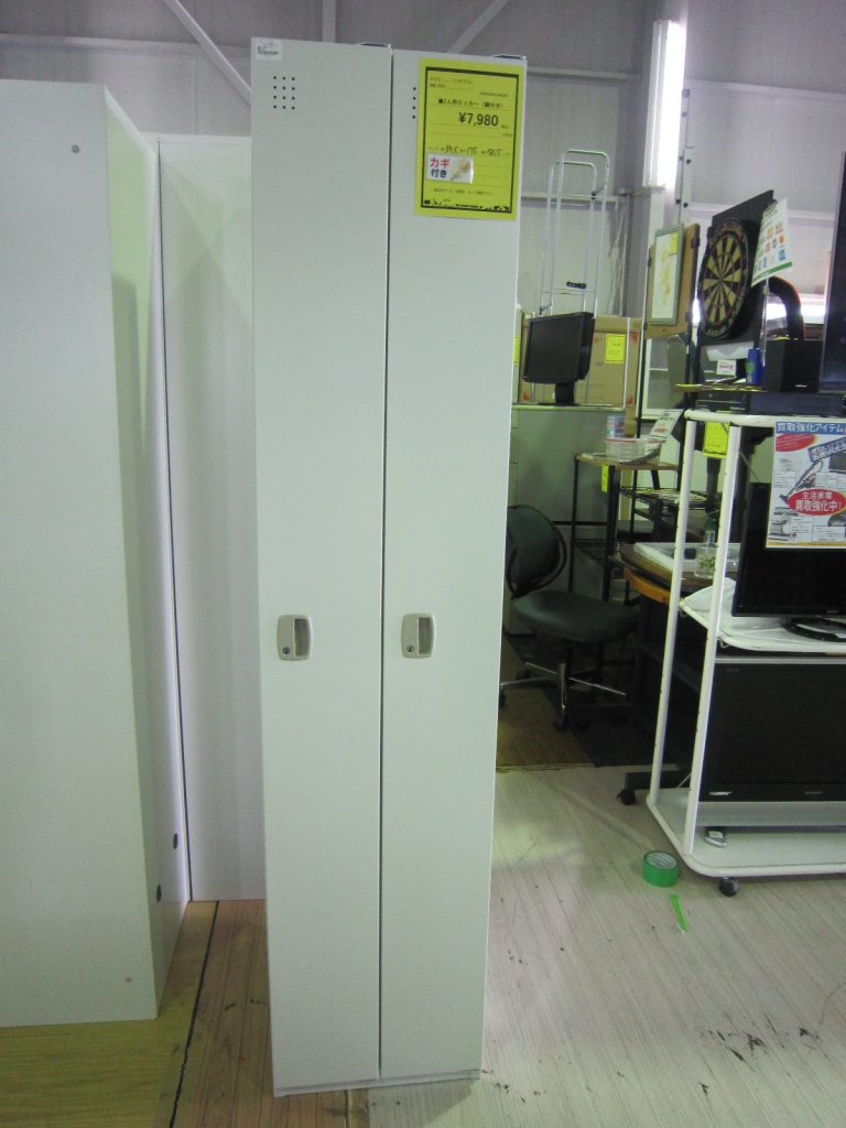 和泉市で中古事務用品をお探しなら、ジャングルジャングル和泉大型良品