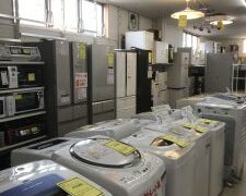 冷蔵庫、洗濯機、ルームエアコン　大量陳列中♪白物家電を堺市で買うならジャングルジャングルサカイ石津店まで♪