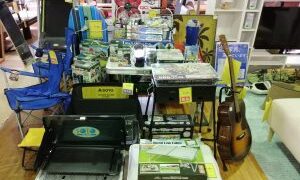 夏だ！！アウトドア用品を和泉市でお買い得にお探しならジャングルジャングル和泉大型良品館