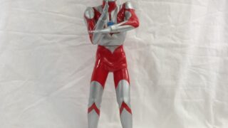 シュワッチ  ウルトラマンフィギュア入荷♪