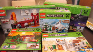 想像力で無限に楽しめる♫LEGOとマインクラフトのコラボ品入荷しました。