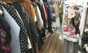 ブランド洋服の買取中です。石津店